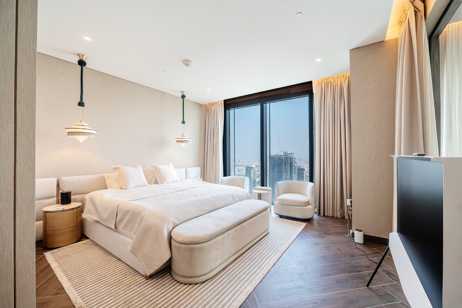 ZA’ABEEL FIRST | 2BR Duplex | Park & Dubai Frame Views Slide Image