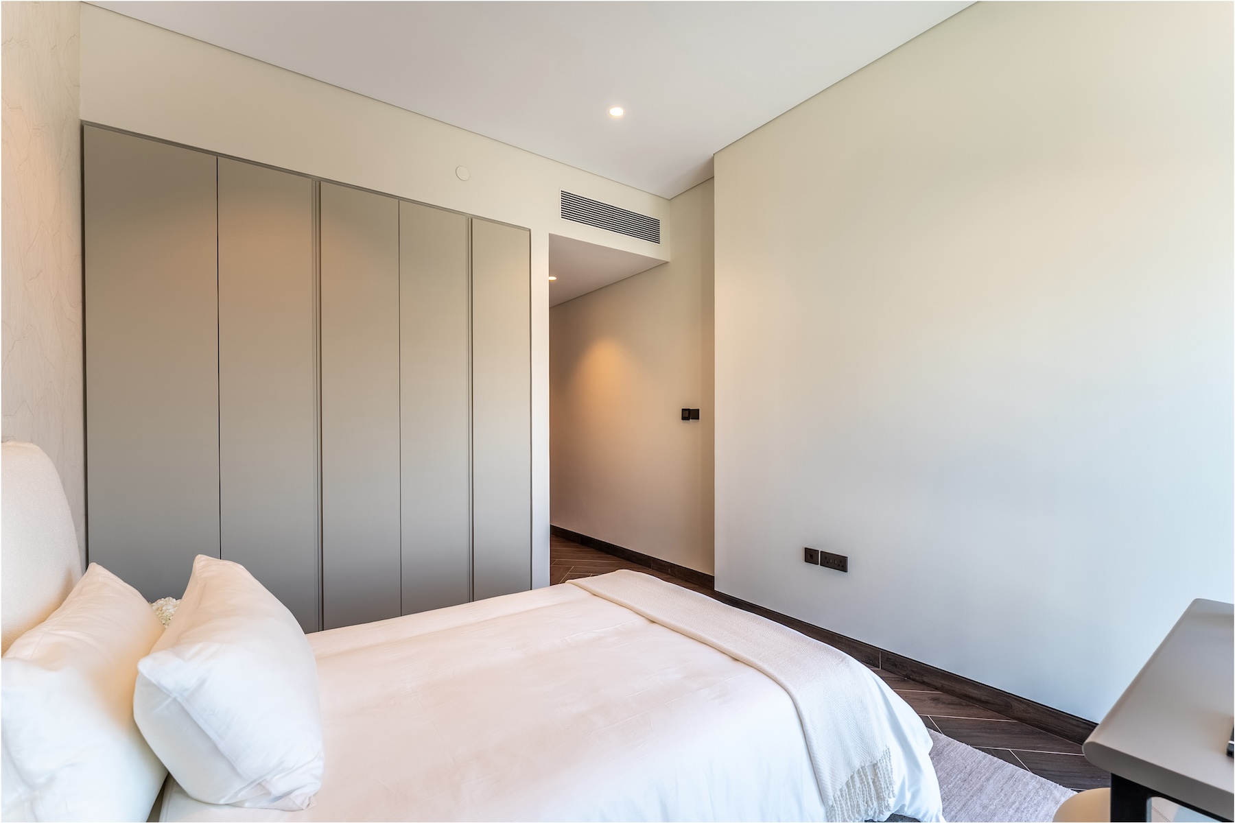 ZA’ABEEL FIRST | 3BR Residence | Burj Khalifa & Park Views Slide Image